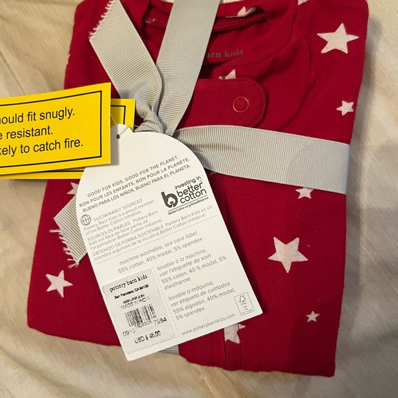 Nursery pajamas - Picture 2 of 3